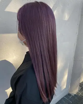 ロング M. YURIのヘアスタイル