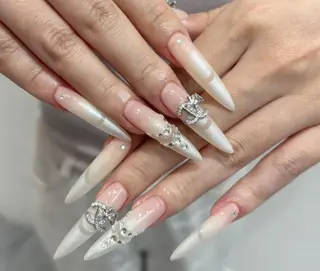 ネイル Pure&Rich Nailのネイルデザイン