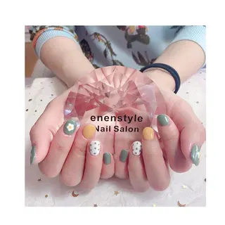 ショート ネイル 👑enen style👑のネイルデザイン