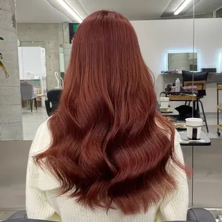 ロング カラー Runa/大人 かわいいハイトーンのヘアスタイル