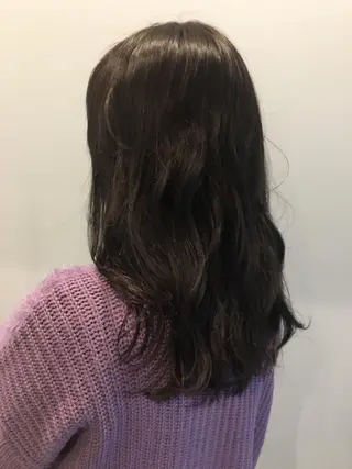 カラー 日野 めぐみのヘアスタイル