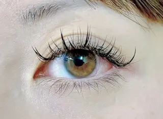 マツエク・マツパ LUCIA AOIの眉毛・アイブロウイメージ