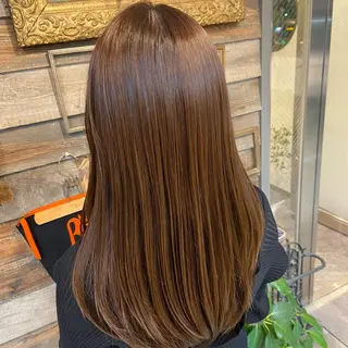 ロング カラー 川崎 かなでのヘアスタイル