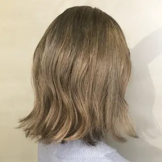 ミディアム カラー くまがい みゆ【edge.】のヘアスタイル