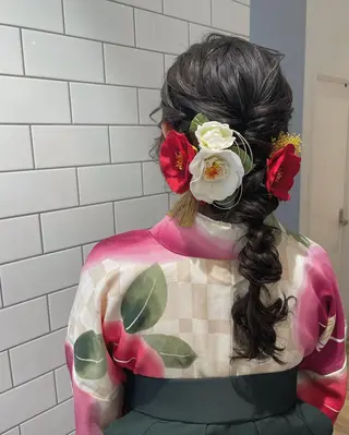 ミディアム カラー パーマ ヘアアレンジ メンズ キッズ ネイル マツエク・マツパ 🫧垢抜けヘア🫧 SHIORIのヘアスタイル