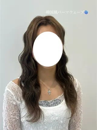 ロング Hitomi/ 練習モデル募集中のヘアスタイル