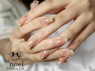 ネイル Nailsalon ＆Noelのネイルデザイン