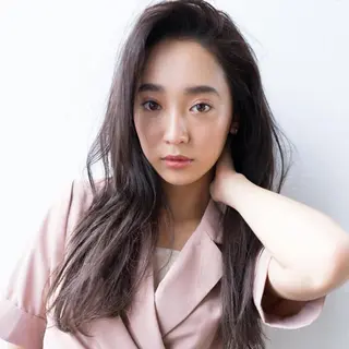 ロング ☘️タナアミ ディレクター☘️のヘアスタイル