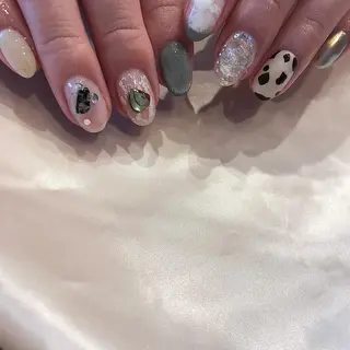 ネイル パラあり！フィルイン 美フォルムのネイルデザイン