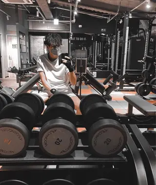 ショート カラー パーマ ヘアアレンジ メンズ キッズ ネイル マツエク・マツパ アイブロウ 脱毛サロン KAvanceのエステ・リラクイメージ