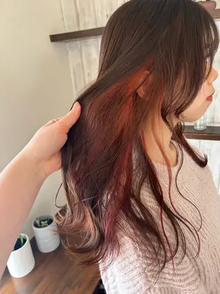 カラー M CHIHIROのヘアスタイル