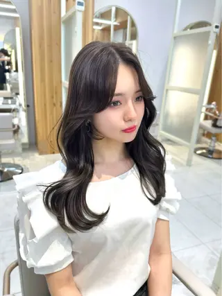 セミロング カラー 🇰🇷韓国風くびれ ヘア🇰🇷中村優大のヘアスタイル