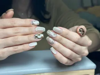 ネイル Eveネイル チップスカルプ専門店のネイルデザイン