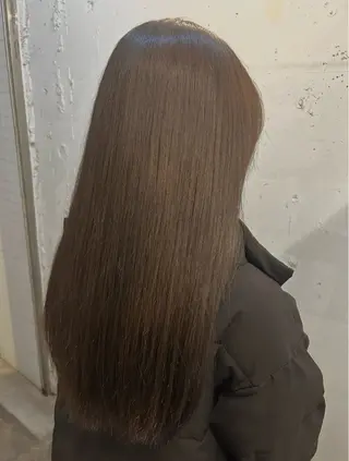 ロング カラー kochab 本山/ 大谷めいのヘアスタイル