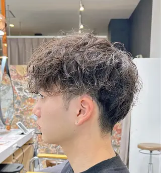 ショート パーマ メンズ calna by ELMO  上ノ井のヘアスタイル