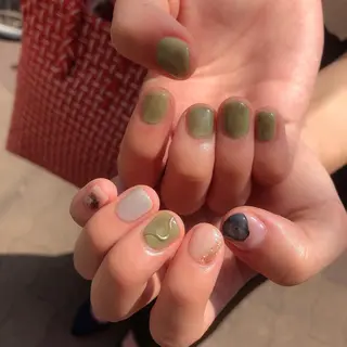 ロング カラー ヘアアレンジ キッズ ネイル マツエク・マツパ 福田 加奈のネイルデザイン