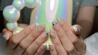 セミロング 戸井田 静香のネイルデザイン