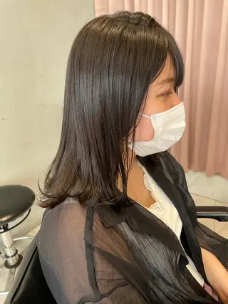 ミディアム カラー 圧倒的透明感カラー nana🦕のヘアスタイル