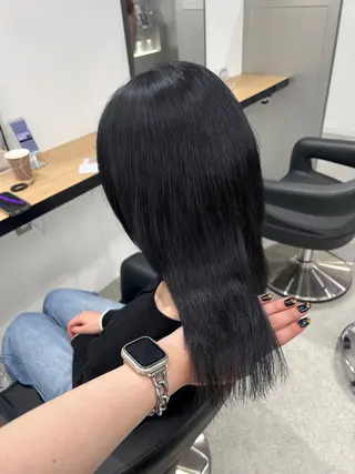 ロング カラー 暗髪🩶ラベンダー/ ブルー/ユウナ🤍のヘアスタイル