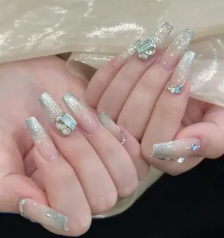 ネイル Pure&Rich Nailのネイルデザイン