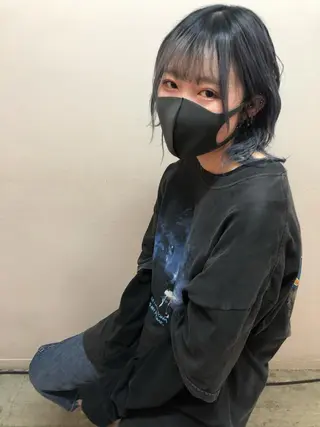 セミロング カラー レイヤーカット 特化型シオンのヘアスタイル