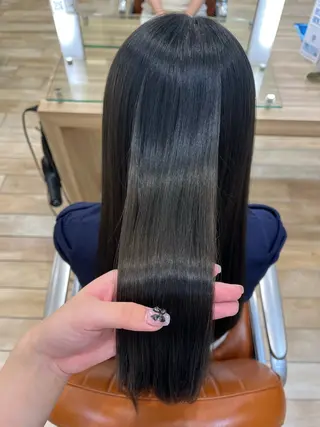 ロング 新宿/ 谷合 玲花のヘアスタイル