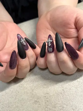 ネイル ネイルルーム チャームのネイルデザイン