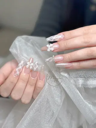 ネイル Maggie Nail🦩のネイルデザイン