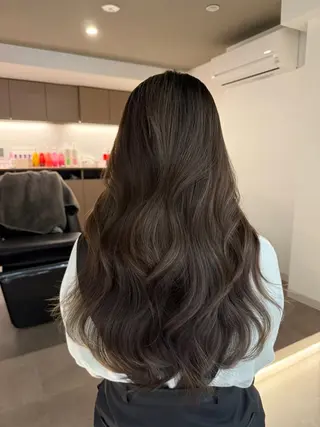 ロング カラー 🎀透明感× 赤み消し🎀正源のヘアスタイル