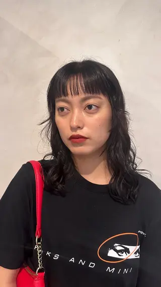 セミロング Yuki☺︎パーマ レイヤーカットのヘアスタイル