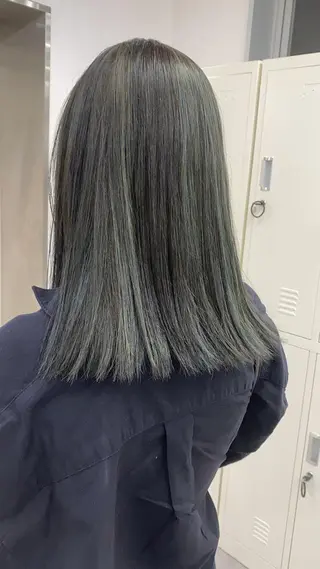 カラー 中村 彩夏のヘアスタイル