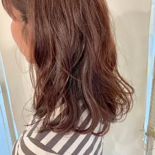 セミロング カラー 加藤 綾華のヘアスタイル