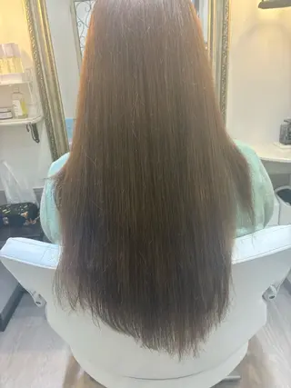ロング カラー ✨透明感カラー✨ ☘️くすみカラー☘️のヘアスタイル