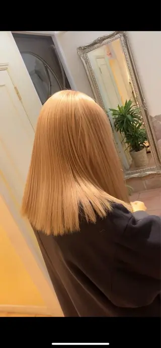 カラー 韓国系レイヤー特化 hiroのヘアスタイル