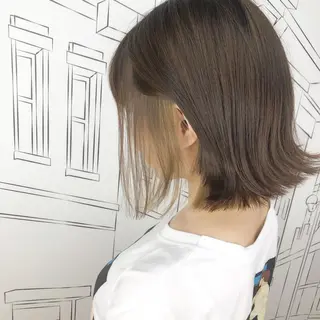 ミディアム カラー TOMOKA 艶髪/透明感カラーのヘアスタイル