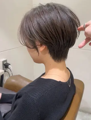ショート レイヤーカット× 髪質改善カラー 片山のヘアスタイル