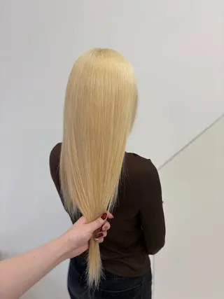 ロング Haruna/河原町 ハイトーン🤍のヘアスタイル