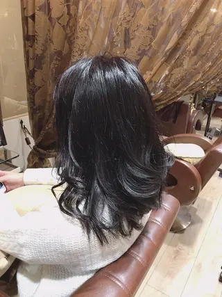 ミディアム カラー Watai 艶髪 當間 大知のヘアスタイル