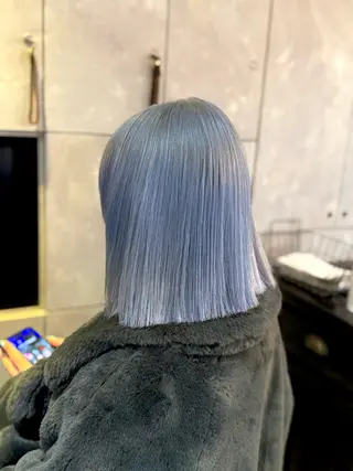 ミディアム カラー 🌈インナーカラー ‘ショウマ’🌈のヘアスタイル