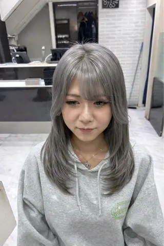 ロング カラー 🍊小川実里🍊 /カラーレイヤーのヘアスタイル