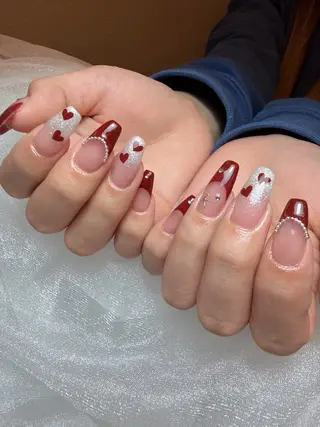 ネイル Ortus (ｵﾙﾄｩｽ)のネイルデザイン