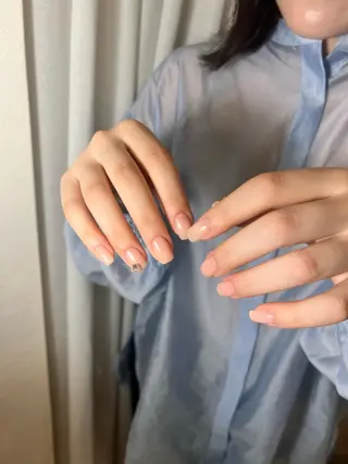 ミディアム ネイル tou nanami🩰のネイルデザイン