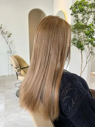 ロング 加藤 明香里のヘアスタイル