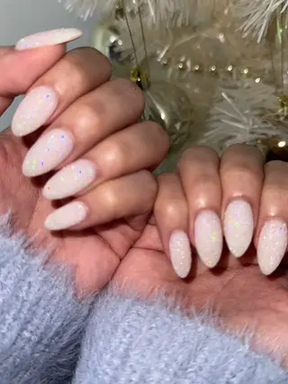 ネイル ネイルルーム チャームのネイルデザイン