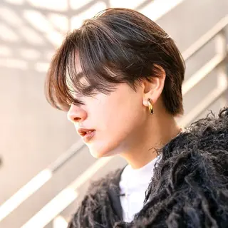 ショート YUJIN 似合わせメンズカットのヘアスタイル