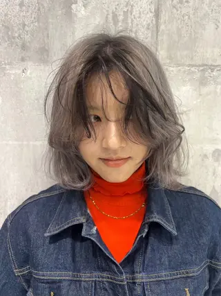 ショート カラー ハイトーン/ゆるふわ 🧚𖥔ׁTOMO♡のヘアスタイル