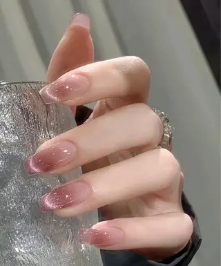 ネイル Emi⭐️⭐️ 上野店のネイルデザイン