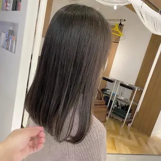 セミロング 髪質改善特化 安東駿介のヘアスタイル