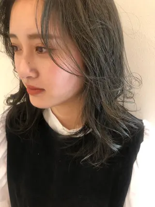 ロング カラー 盛れるレイヤーカット 得意🌹井上美沙のヘアスタイル