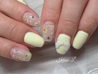 ネイル 芦辺 香奈のネイルデザイン